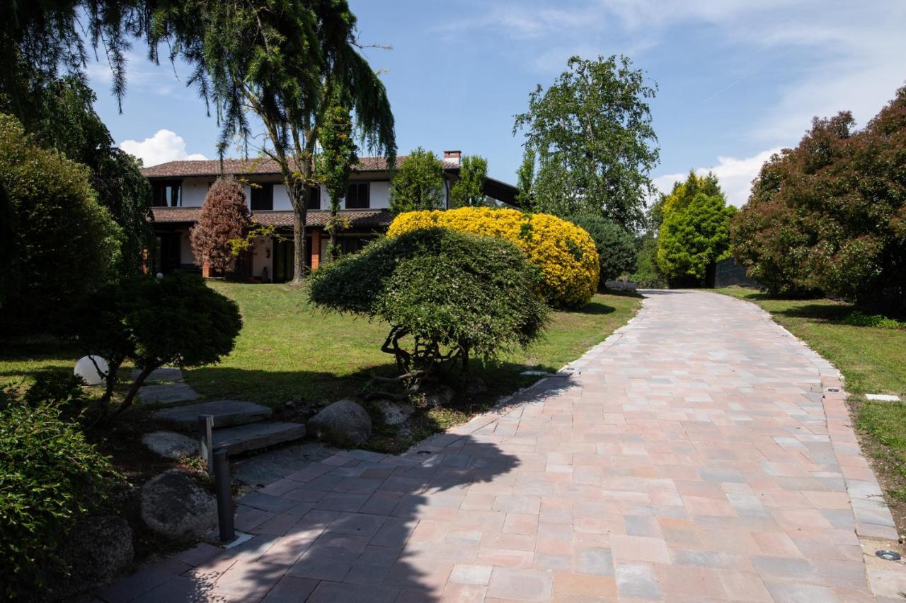 Villa De Alberti 베르기아테 외부 사진