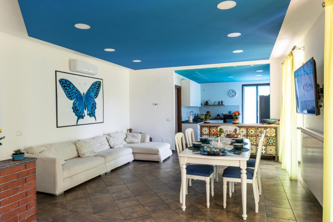 Villa De Alberti 베르기아테 외부 사진